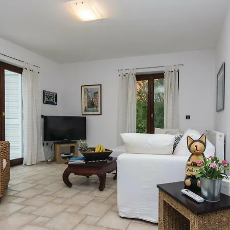 Apartment One-bedroom In Sukosan